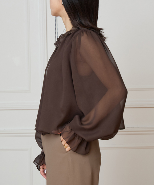 IENA LA BOUCLE(イエナラブークル)の「IENA LA BOUCLE ジョーゼットフリル襟ブラウス(シャツ/ブラウス・レディース・ブラウン/アイボリー・FREE)」の16枚目の写真