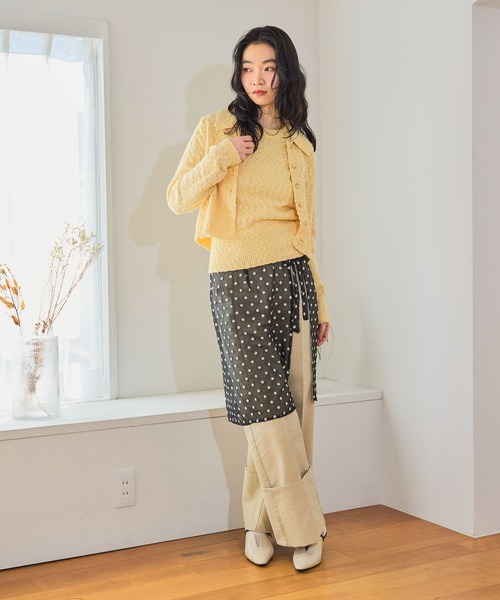 mysty woman（ミスティウーマン）の「フラワーラップスカーフ 664287（ストール/ショール・レディース・ブラック・FREE）」の2枚目の写真