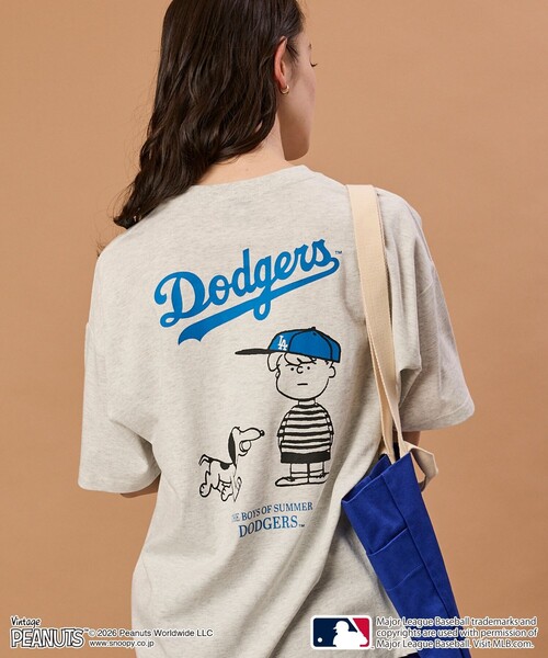限定展開 PEANUTS×MLB 別注 ビッグシルエット バックプリント Tシャツ