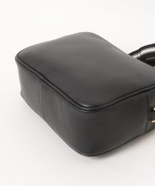 VIOLAd'ORO（ヴィオラドーロ）の「【VIOLAd'ORO/ヴィオラドーロ】カメラバッグ ショルダーバッグ 本革 made in japan（ショルダーバッグ・レディース・ブラック/モカ・FREE）」の13枚目の写真