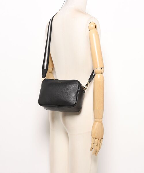 VIOLAd'ORO（ヴィオラドーロ）の「【VIOLAd'ORO/ヴィオラドーロ】カメラバッグ ショルダーバッグ 本革 made in japan（ショルダーバッグ・レディース・ブラック/モカ・FREE）」の16枚目の写真
