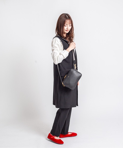 VIOLAd'ORO（ヴィオラドーロ）の「【VIOLAd'ORO/ヴィオラドーロ】カメラバッグ ショルダーバッグ 本革 made in japan（ショルダーバッグ・レディース・ブラック/モカ・FREE）」の7枚目の写真