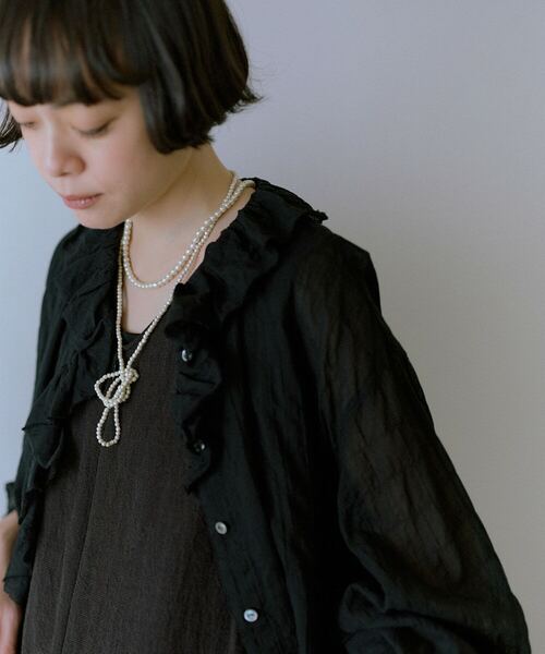 conges payes ADIEU TRISTESSE(コンジェ ペイエ アデュートリステス)の「【4月ベストセラーブランド内1位】Kanocoさんコラボ フリルブラウス(シャツ/ブラウス・レディース・チェック/オフホワイト/ブラック・38)」の13枚目の写真