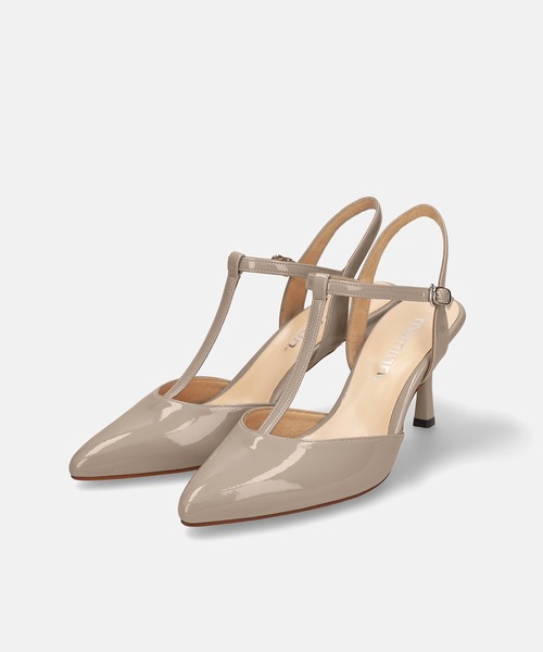 MAMIAN(マミアン)の「ポインテッドトゥ Tストラップ バックストラップパンプス (7.0cmヒール)(パンプス・レディース・グレイッシュベージュ/ブラック/シルバー・M/S/LL/L)」の11枚目の写真