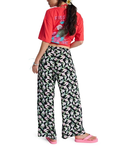 ROXY(ロキシー)の「ROXY ウィメンズ MIDNIGHT AVENUE CREPE ロングパンツ 【2026年春夏モデル】/ロキシーレーヨン総柄パンツ(その他パンツ・レディース・ブラック・SMALL/MEDIUM/LARGE)」の2枚目の写真