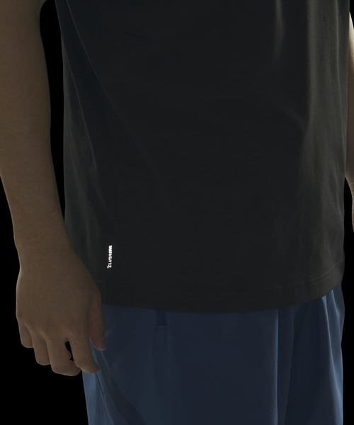 adidas（アディダス）の「Z.N.E レギュラーフィット CARAT 半袖Tシャツ / アディダス adidas（Tシャツ/カットソー・メンズ・ベージュ/ブラック/ホワイト・3XL/XX-LARGE/X-LARGE/LARGE/MEDIUM/SMALL/X-SMALL）」の10枚目の写真