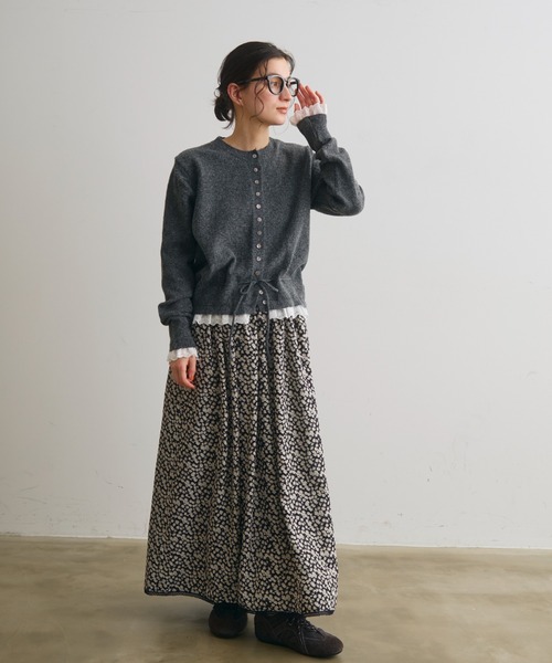 Crisp（クリスプ）の「フリルレイヤードニットカーディガン（カーディガン/ボレロ・レディース・アイボリー/ダークグレー・FREE）」の14枚目の写真