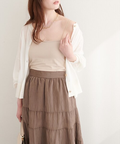 natural couture（ナチュラルクチュール）の「選べる2丈カップ付きインナー（キャミソール・レディース・オフホワイト/ブラック/ライトベージュ・MEDIUM/SMALL）」の3枚目の写真