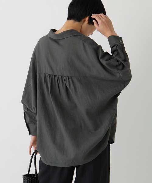 Elura(エルーラ)の「リネンブレンドスキッパーシャツ/659649(シャツ/ブラウス・レディース・ライトピンク/チャコールグレー/ブラウン/グリーン・FREE)」の7枚目の写真