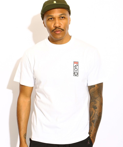 ROTAR（ローター）の「Wooden charm 1p Tee（Tシャツ/カットソー・メンズ・ブラック/ホワイト/パープル系その他/グリーン系その他・SMALL/MEDIUM/LARGE/X-LARGE）」の2枚目の写真