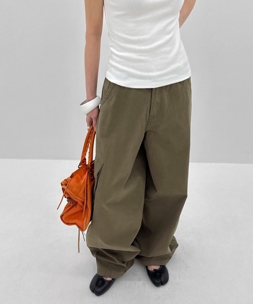 BLACKUP（ブラックアップ）の「[MADE] ルミワイドカーゴコットンパンツ（その他パンツ・レディース・ベージュ/カーキ・SMALL/MEDIUM）」の21枚目の写真