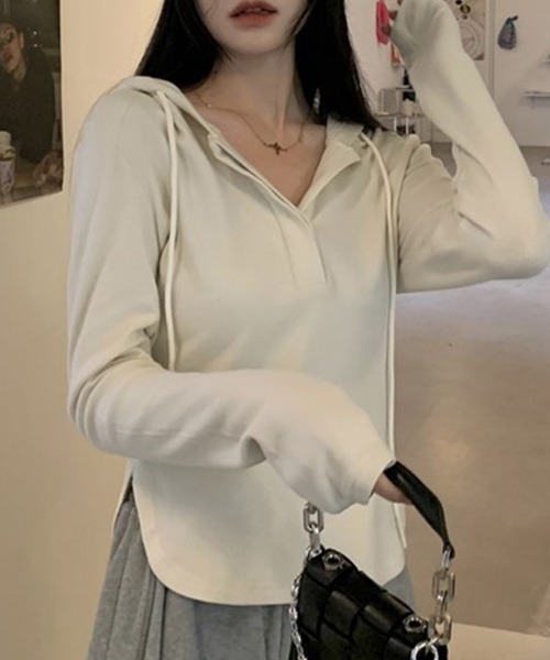 mielu(ミエル)の「フード付きスリムフィットカットソー(Tシャツ/カットソー・レディース・ブラック/ホワイト・LARGE/MEDIUM)」の12枚目の写真