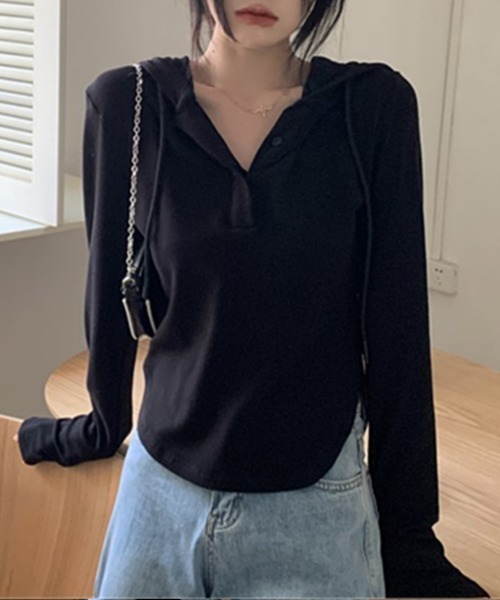mielu(ミエル)の「フード付きスリムフィットカットソー(Tシャツ/カットソー・レディース・ブラック/ホワイト・LARGE/MEDIUM)」の15枚目の写真