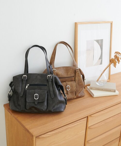 DISCOAT（ディスコート）の「アウトポケットソフトボストンバッグ（ボストンバッグ・レディース・ブラック/ベージュ・FREE）」の3枚目の写真