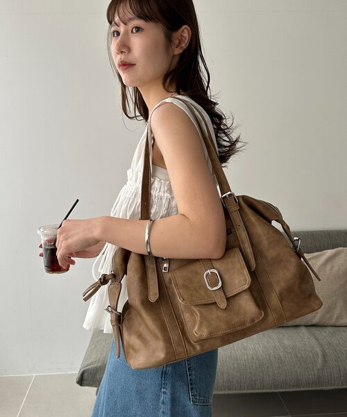 DISCOAT（ディスコート）の「アウトポケットソフトボストンバッグ（ボストンバッグ・レディース・ブラック/ベージュ・FREE）」の21枚目の写真