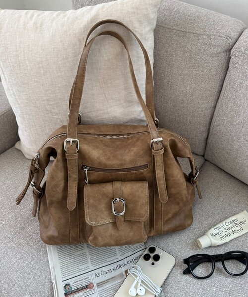 DISCOAT（ディスコート）の「アウトポケットソフトボストンバッグ（ボストンバッグ・レディース・ブラック/ベージュ・FREE）」の5枚目の写真