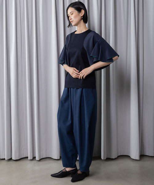 MARECHAL TERRE(マルシャルテル)の「【接触冷感 / UVカット機能付き】フレアスリーブトップス(Tシャツ/カットソー・レディース・ライトグレー/ブラック/ネイビー/オフホワイト・MEDIUM)」の8枚目の写真