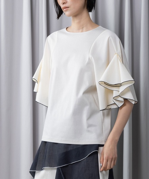 MARECHAL TERRE(マルシャルテル)の「【接触冷感 / UVカット機能付き】フレアスリーブトップス(Tシャツ/カットソー・レディース・ライトグレー/ブラック/ネイビー/オフホワイト・MEDIUM)」の10枚目の写真