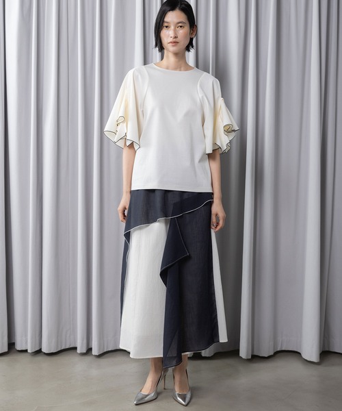MARECHAL TERRE(マルシャルテル)の「【接触冷感 / UVカット機能付き】フレアスリーブトップス(Tシャツ/カットソー・レディース・ライトグレー/ブラック/ネイビー/オフホワイト・MEDIUM)」の14枚目の写真