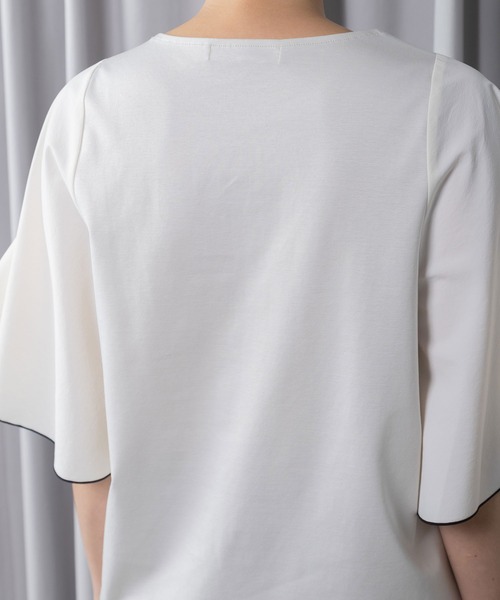 MARECHAL TERRE(マルシャルテル)の「【接触冷感 / UVカット機能付き】フレアスリーブトップス(Tシャツ/カットソー・レディース・ライトグレー/ブラック/ネイビー/オフホワイト・MEDIUM)」の17枚目の写真