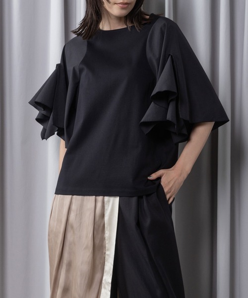 MARECHAL TERRE(マルシャルテル)の「【接触冷感 / UVカット機能付き】フレアスリーブトップス(Tシャツ/カットソー・レディース・ライトグレー/ブラック/ネイビー/オフホワイト・MEDIUM)」の19枚目の写真