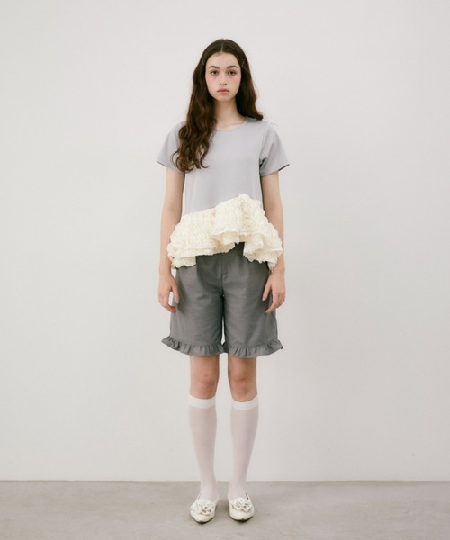 idem(イデム)の「frill tuck half pants / 裾フリルハーフパンツ(その他パンツ・レディース・グレー/ブラック・FREE)」の6枚目の写真