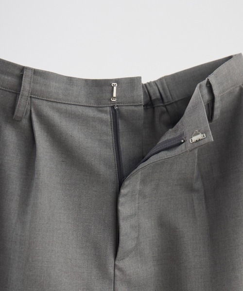 idem(イデム)の「frill tuck half pants / 裾フリルハーフパンツ(その他パンツ・レディース・グレー/ブラック・FREE)」の18枚目の写真