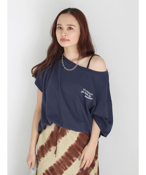 Ungrid（アングリッド）の「ワンショルロゴビッグTee（Tシャツ/カットソー・レディース・ネイビー/オフホワイト/ライトグレー・FREE）」の19枚目の写真