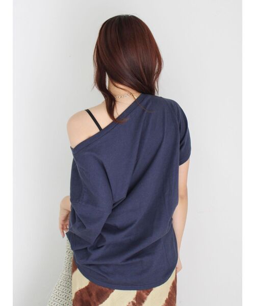 Ungrid（アングリッド）の「ワンショルロゴビッグTee（Tシャツ/カットソー・レディース・ネイビー/オフホワイト/ライトグレー・FREE）」の20枚目の写真