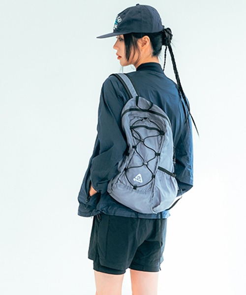 HEISAN(ハイサン)の「◇HEISAN◇ブランド直輸入正規品/折りたためる/パッカブル/大容量/超軽量 コンパクト ポケット バッグ V2 (M) ULTRA-LIGHT COMPACT POCKET BAG V2 (M)(バックパック/リュック・レディース・ブラック/ライトブルー/グレー/レモンイエロー/ブルー系その他・M)」の9枚目の写真