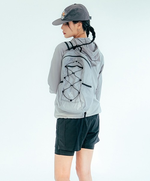 HEISAN(ハイサン)の「◇HEISAN◇ブランド直輸入正規品/折りたためる/パッカブル/大容量/超軽量 コンパクト ポケット バッグ V2 (M) ULTRA-LIGHT COMPACT POCKET BAG V2 (M)(バックパック/リュック・レディース・ブラック/ライトブルー/グレー/レモンイエロー/ブルー系その他・M)」の15枚目の写真
