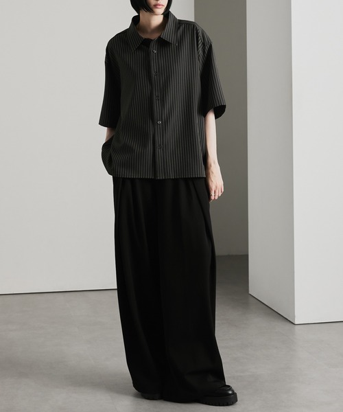 cussil(クシル)の「【cussil/クシル】〈接触冷感・イージーケア〉ネクタイセットリラックスストライプレギュラーカラー半袖シャツ(シャツ/ブラウス・メンズ・アイボリー/ブラック・L/M/S)」の7枚目の写真