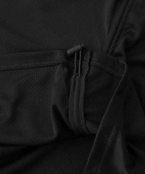 PUMA（プーマ）の「PUMA / プーマ FUTURE.ARCHIVE FOOTBALL SHIRTS（Tシャツ/カットソー・レディース・ブラック/レッド・MEDIUM）」の5枚目の写真