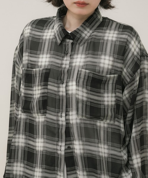 HEILIS(ヘイリス)の「シアーオンブレチェックシャツ/オンブレチェックシャツ チェックシャツ シアーシャツ 長袖シャツ 羽織り オーバーサイズ 韓国ファッション カジュアル 春服 夏服 秋服 ブラック ブラウン(シャツ/ブラウス・レディース・ブラウン/ブラック・FREE)」の15枚目の写真