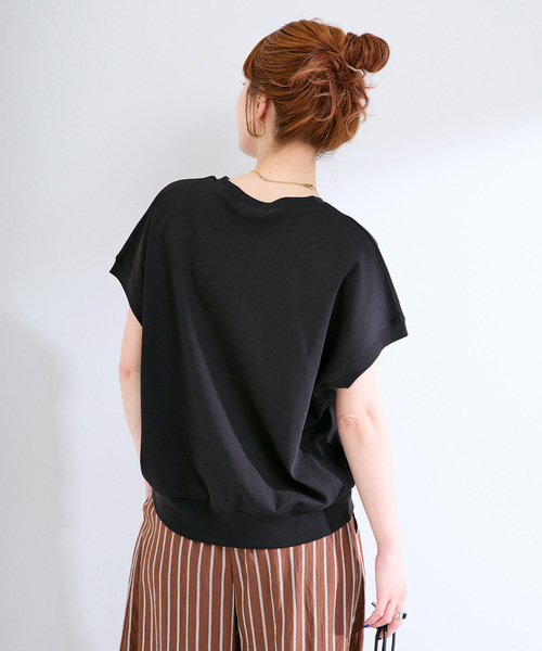 B.C STOCK(ベーセーストック)の「ウォッシャブル / add Function ニュアンスフォルムプルオーバー(Tシャツ/カットソー・レディース・ブラック/スカイブルー/ホワイト/ブラウン・FREE)」の8枚目の写真