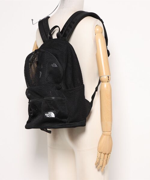 THE NORTH FACE(ザノースフェイス)の「【韓国限定・日本未入荷】THE NORTH FACE TNF MESH BACKPACK / ノースフェイス メッシュバックパック 大容量 約20L A4収納可 通気性 タフメッシュ(バックパック/リュック・メンズ・ブラック・FREE)」の4枚目の写真