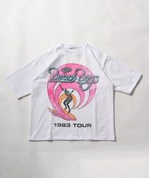 Johnbull Private labo（ジョンブルプライベートラボ）の「アーティストTシャツ（The Beach Boys ／ 1983 TOUR）（Tシャツ/カットソー）」