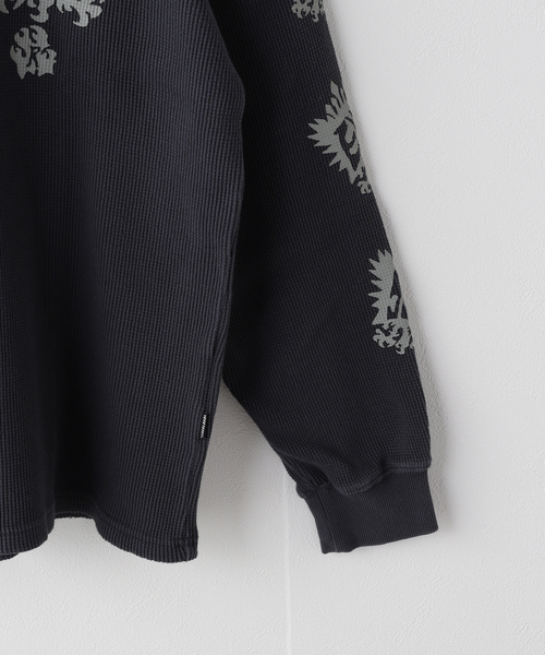 YESEYESEE(イエスアイシー)の「YESEYESEE / イエスアイシー Y.E.S Stamp Waffle L/S(Tシャツ/カットソー・メンズ・アイボリー/チャコールグレー・MEDIUM/LARGE)」の5枚目の写真