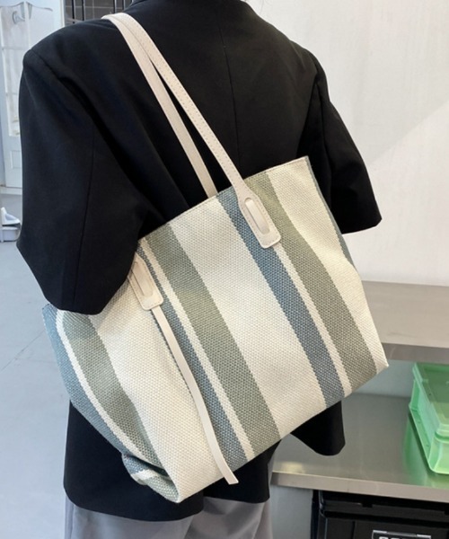 Ritzy(リッツィー)の「大容量 ストライプ キャンバス トートバッグ(トートバッグ・レディース・ブラック/ベージュ/グレー・FREE)」の1枚目の写真
