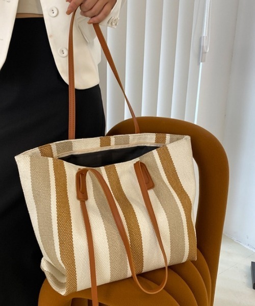 Ritzy(リッツィー)の「大容量 ストライプ キャンバス トートバッグ(トートバッグ・レディース・ブラック/ベージュ/グレー・FREE)」の7枚目の写真