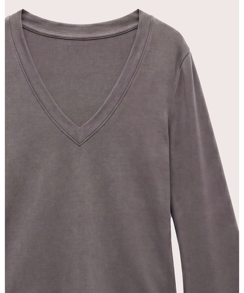 kiehtova(キエトヴァ)の「【kiehtova】CLEAN SILHOUETTE VTOPS/クリーン シルエット ブイトップス(Tシャツ/カットソー・レディース・ブラック/アイボリー/アッシュ・FREE)」の12枚目の写真