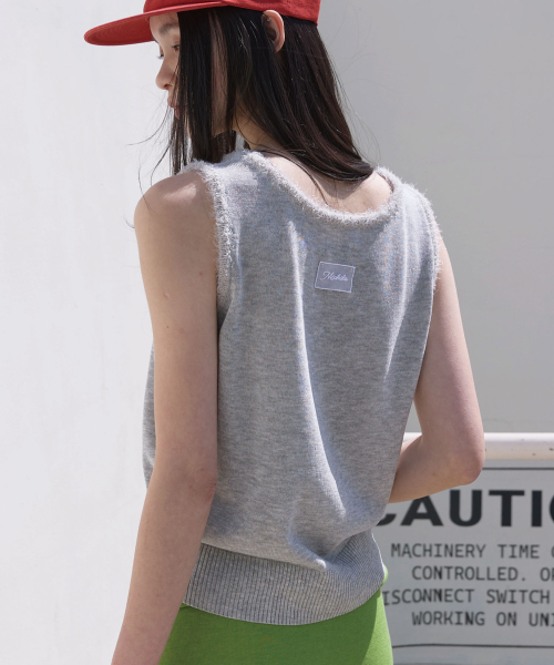MICHIKO LONDON(ミチコ ロンドン)の「ヘアリートリムニットベストメランジグレー(ベスト・レディース・その他・SMALL/MEDIUM)」の1枚目の写真