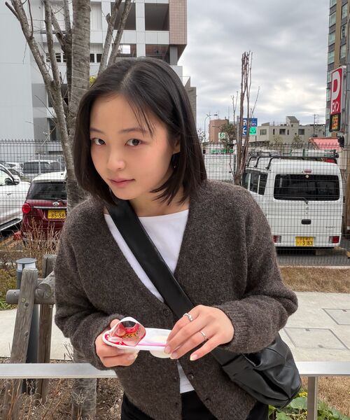 MICHIKO LONDON(ミチコ ロンドン)の「ヘビーウールニットカーディガンディープブラウン(カーディガン/ボレロ・レディース・その他・FREE)」の8枚目の写真
