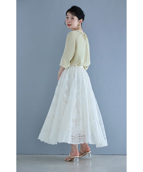 cawaii(カワイイ)の「たっぷり広がる花柄レースミディアムスカート(スカート・レディース・アイボリー/ブラウン・FREE)」の14枚目の写真