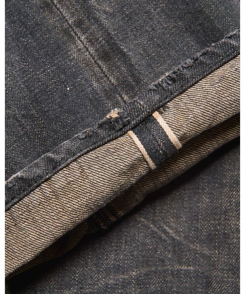 uniform experiment(ユニフォームエクスペリメント)の「DAMAGED DENIM REGULAR-FIT JEANS(デニムパンツ・メンズ・インディゴブルー/ブラック・1/2/3/4)」の11枚目の写真