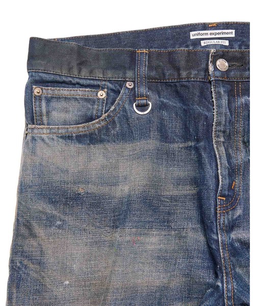 uniform experiment(ユニフォームエクスペリメント)の「DAMAGED DENIM REGULAR-FIT JEANS(デニムパンツ・メンズ・インディゴブルー/ブラック・1/2/3/4)」の15枚目の写真