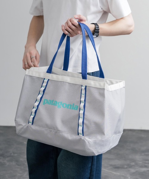 patagonia(パタゴニア)の「Patagonia パタゴニア BLACK HOLE TOTE 25L 大容量トートバッグ 無地/花柄(トートバッグ・メンズ・ホワイト/ブラック系・FREE)」の1枚目の写真