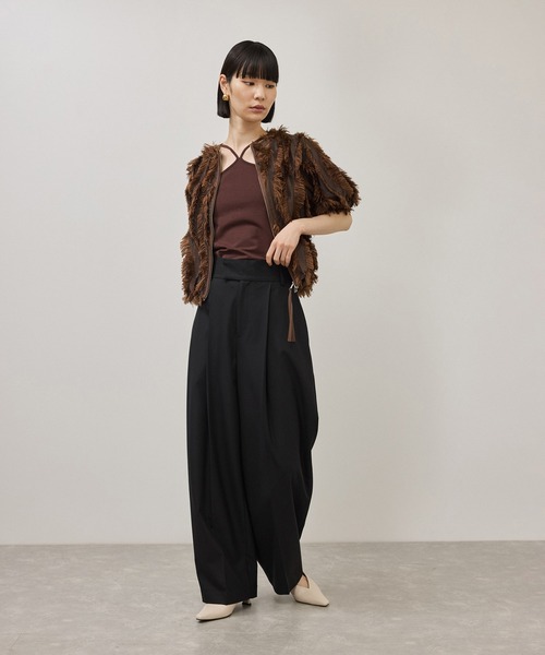 ADAM ET ROPE'(アダムエロペ)の「ナロースクエアパンプス(パンプス・レディース・ホワイト系その他5/ブラック・24.5/23/24/23.5)」の7枚目の写真