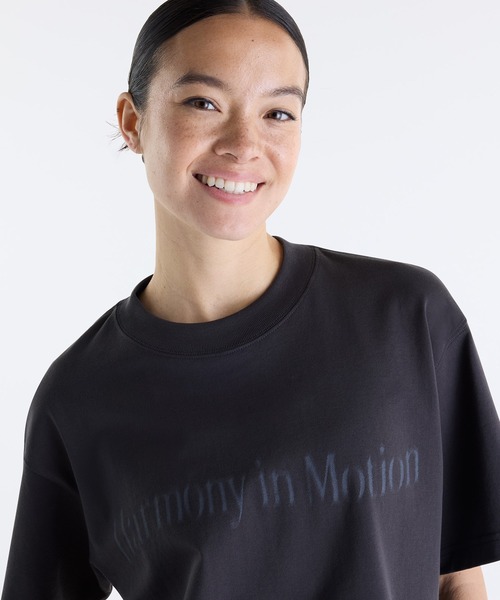 NEW BALANCE(ニューバランス)の「NB GREY グラフィックショートスリーブTシャツ(Tシャツ/カットソー・レディース・チャコールグレー/ホワイト・MEDIUM/SMALL/X-SMALL/X-LARGE/LARGE)」の8枚目の写真