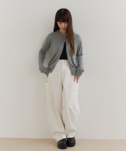 haek(ハク)の「barrel-leg pants/バレルレッグパンツ(その他パンツ・レディース・ブラック/ホワイト・SMALL/MEDIUM)」の12枚目の写真